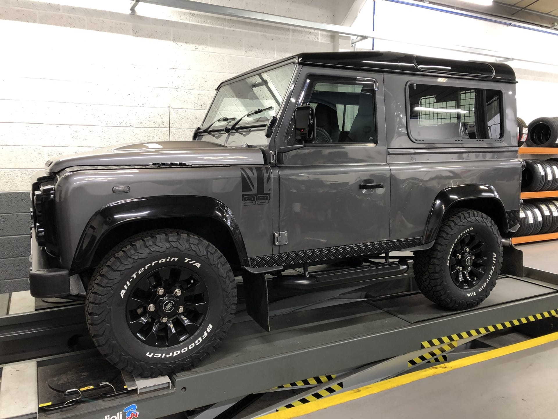 Learn the Essentials About Your Land Rover Fuel Filter 